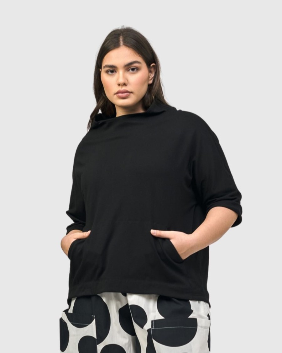 ALEMBIKA Urban Wanderer Sweatshirt, Black