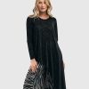 ALEMBIKA Leo Flocked Velvet Hi-Lo Tunic Top, Black