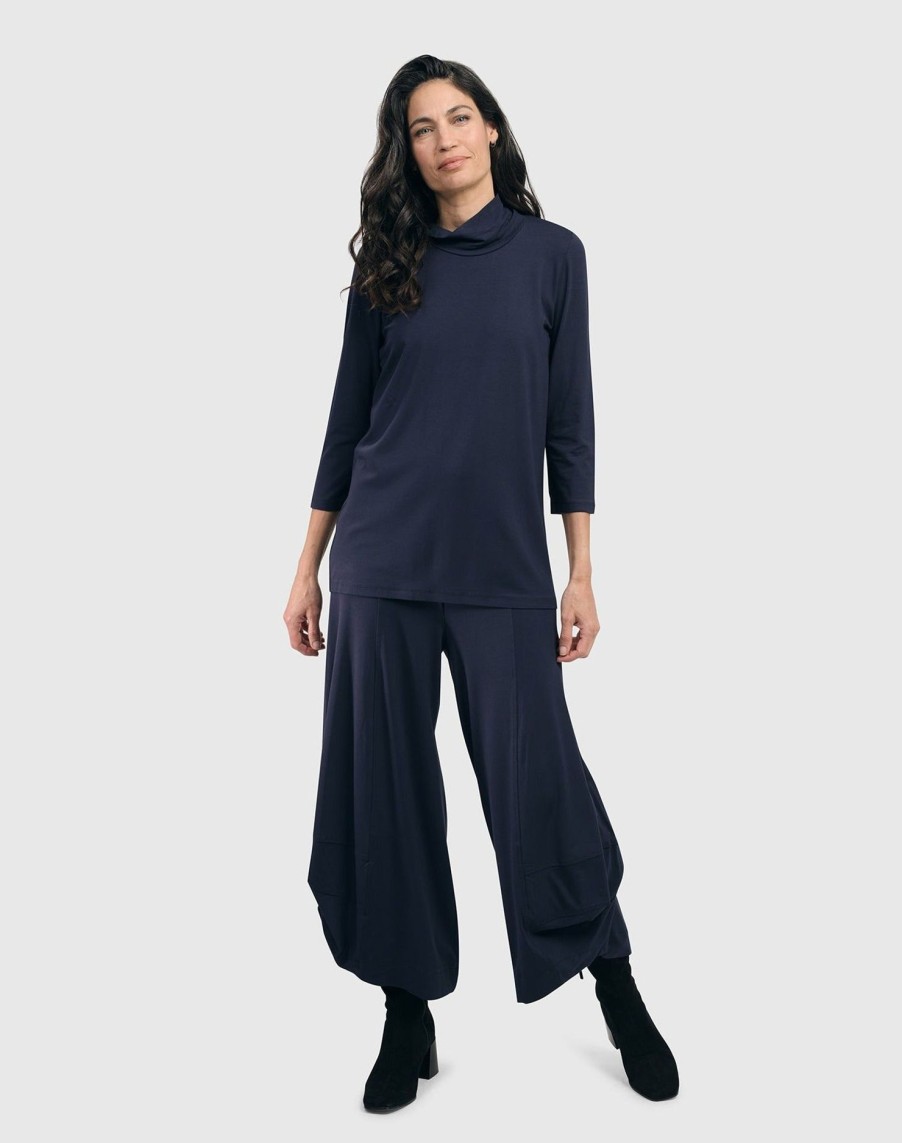 ALEMBIKA Essential Mockneck Top, Navy