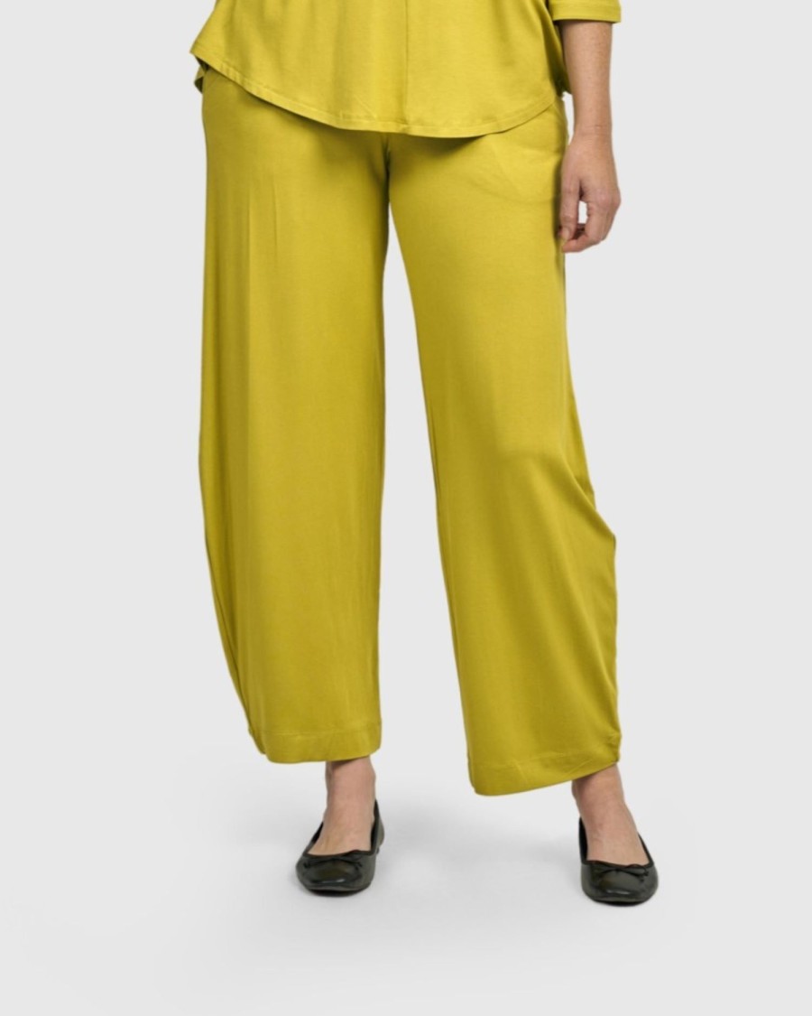 ALEMBIKA Essential Flow Pants, Lime