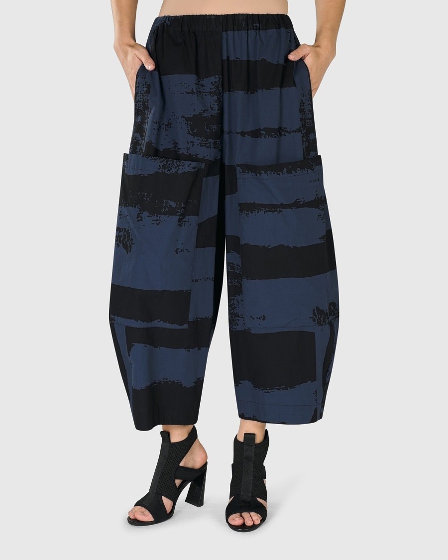 ALEMBIKA Urban Codex Barrel Pants, Navy