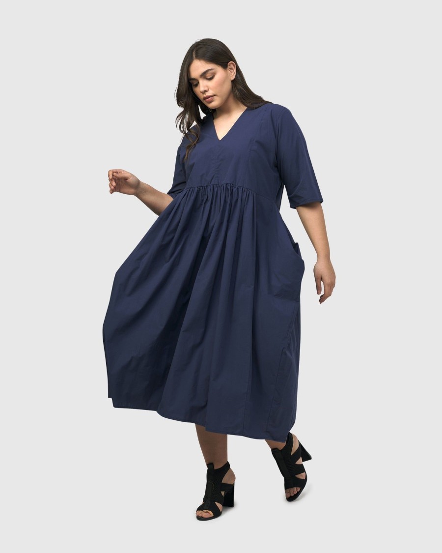 ALEMBIKA Urban Wonder Relaxed Gown, Navy