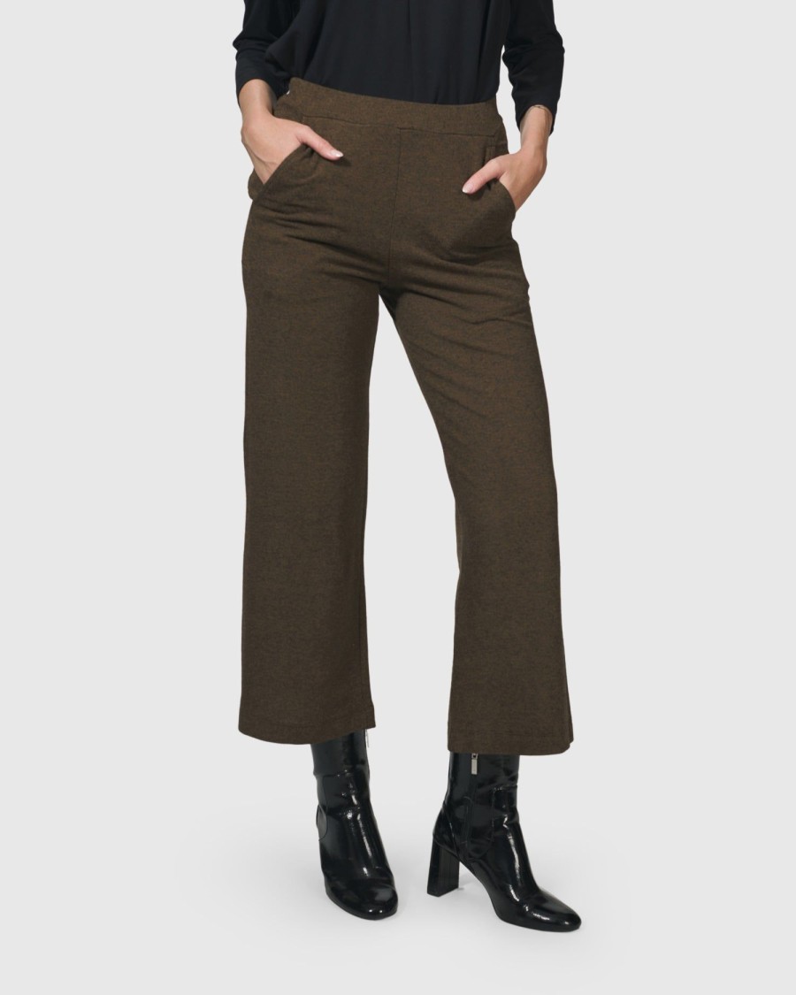 ALEMBIKA Essential Cropped Pants, Brown