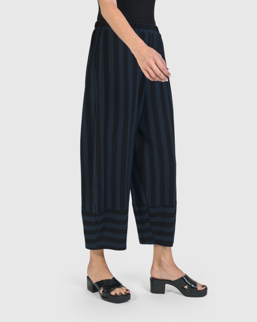 ALEMBIKA Urban Skyfall Lantern Pants, Navy