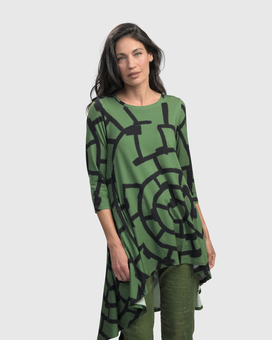 ALEMBIKA Hypnotic Hi-Lo Tunic Top, Clover